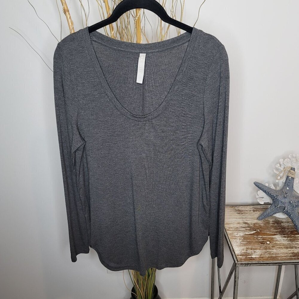 Athleta T-Shirt Womens Small‎